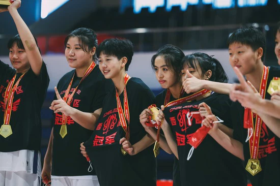 业余爱好者如何在有限时间内追求篮球技能提升_1